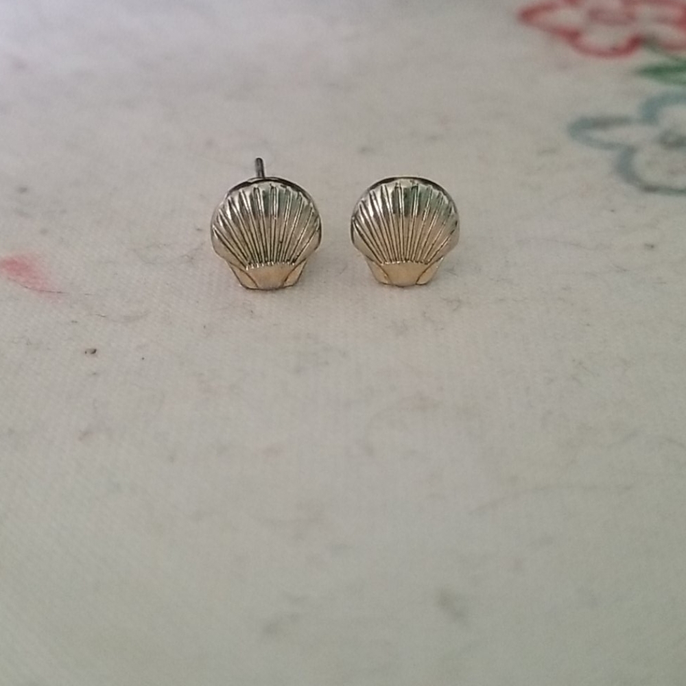 Earring